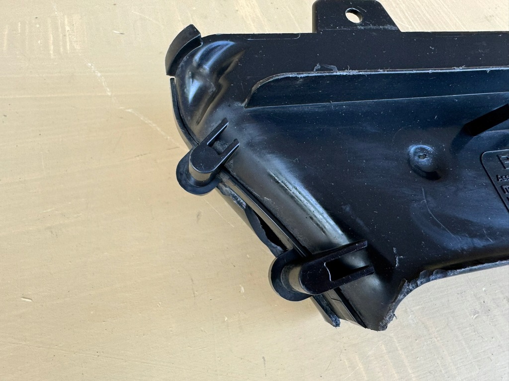 фото №11, Bentley continental gt 18r- канал повітрозабірник повітря повітропровід права