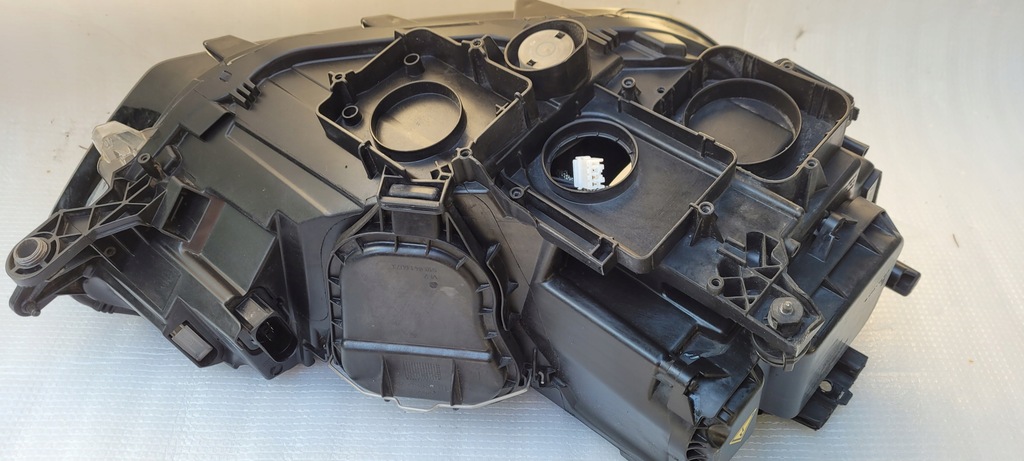 фото №6, Vw sportsvan 14-18r лампа правая 517941031b