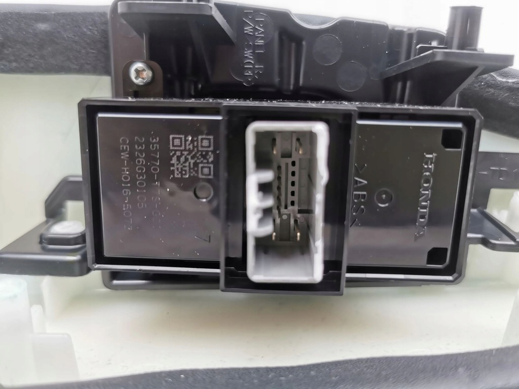 фото №11, Honda hr-v 2016 правая сторона ручка дверь задних