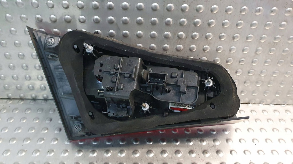 фото №6, Лампа задняя правая w крышка audi a3 8v low sportback 8v4945076