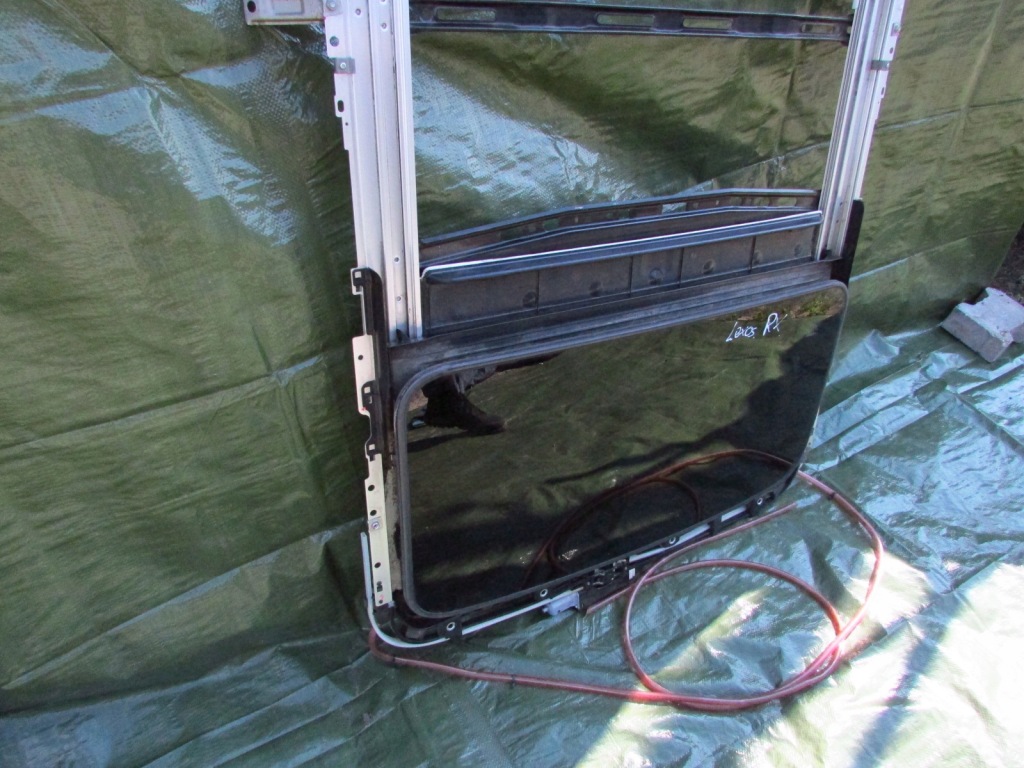 фото №2, Lexus rx люк kompletny 03-08r