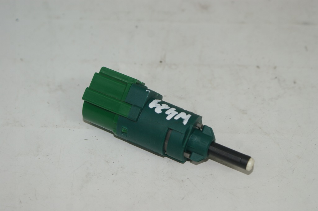 фото №9, Датчик вимикач світло світла стоп peugeot 308 t9 kombi 9804869480