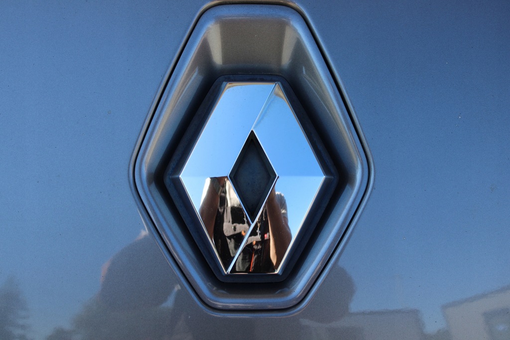 фото №13, Капот крышка двигателя renault laguna iii coupe tekng