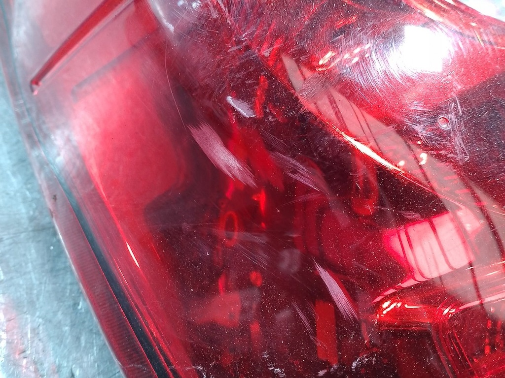 фото №10, Лампа задняя левая mitsubishi colt vi хэтчбек 5 дверь 8330a479