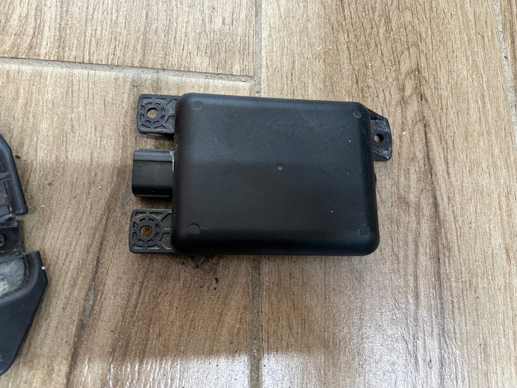 фото №4, Suzuki sx4 s cross ii 22r модуль радар датчик задняя левый distronic