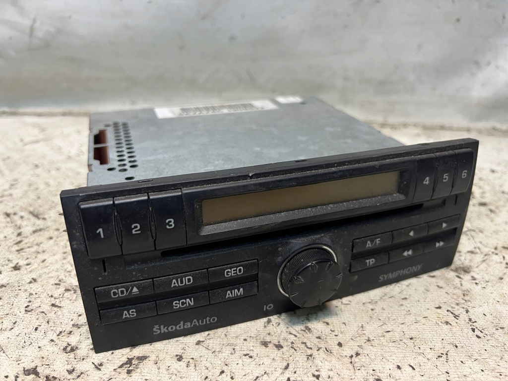 фото №1, Skoda fabia i радио радиопроигрыватель europa оригинальный номер