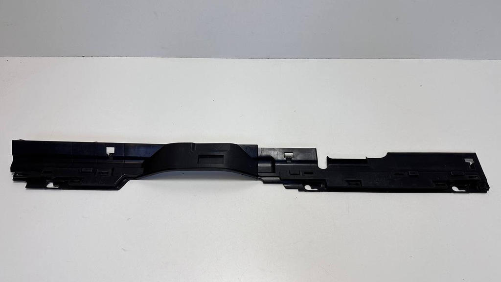 фото №1, Кронштейн накладки порога правая discovery 4 l319