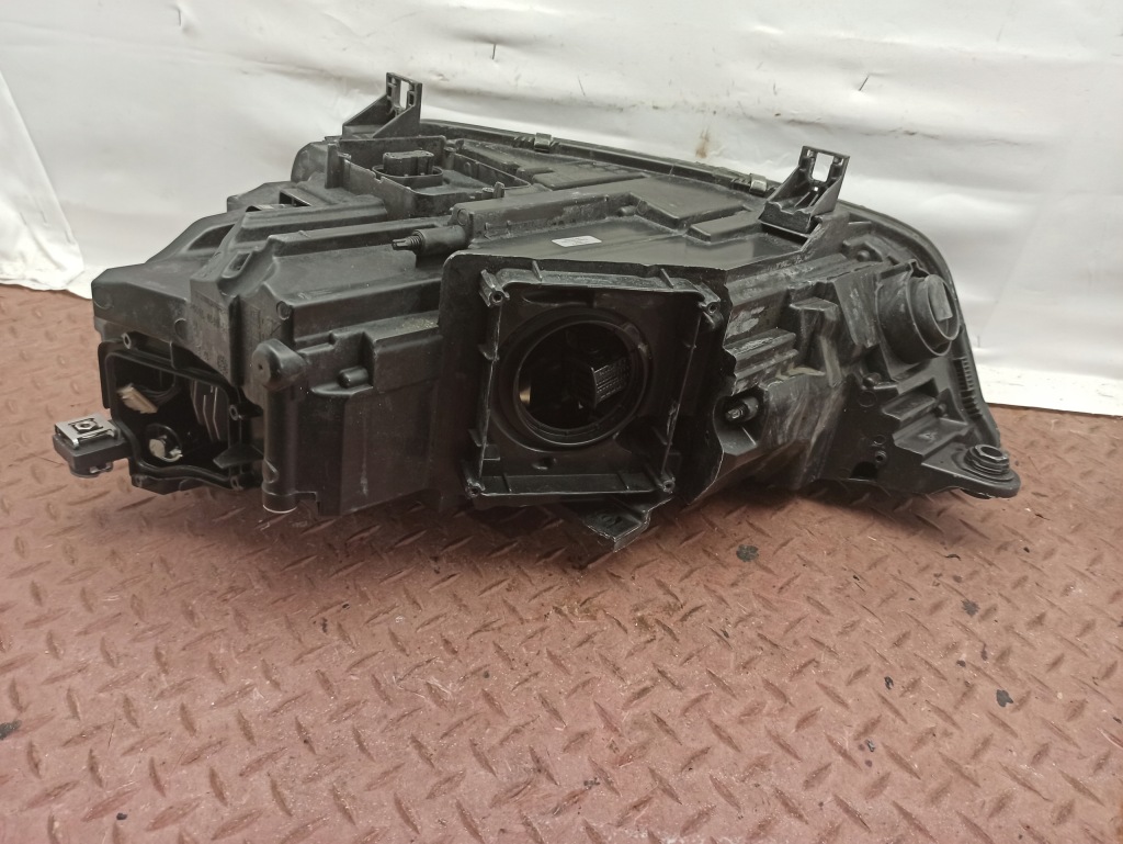 Audi q5 80a full led nie-klejona демонтаж європа гарний стан фара правий Ціна