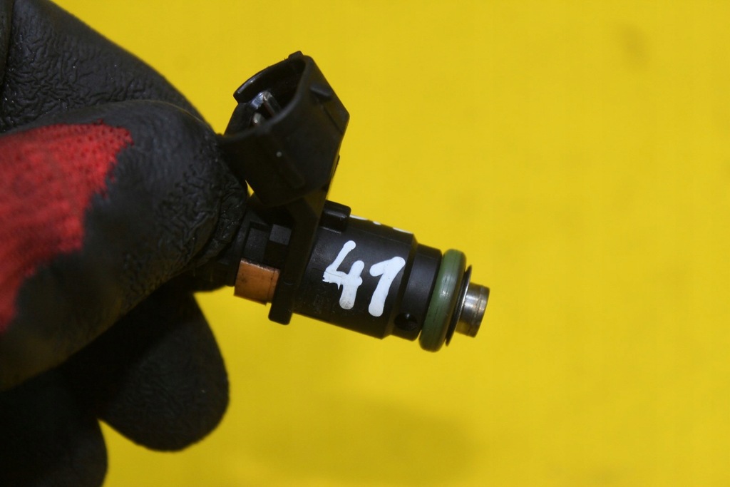 фото №7, Форсунка інжектор 03c906031 1.6 b bts roomster