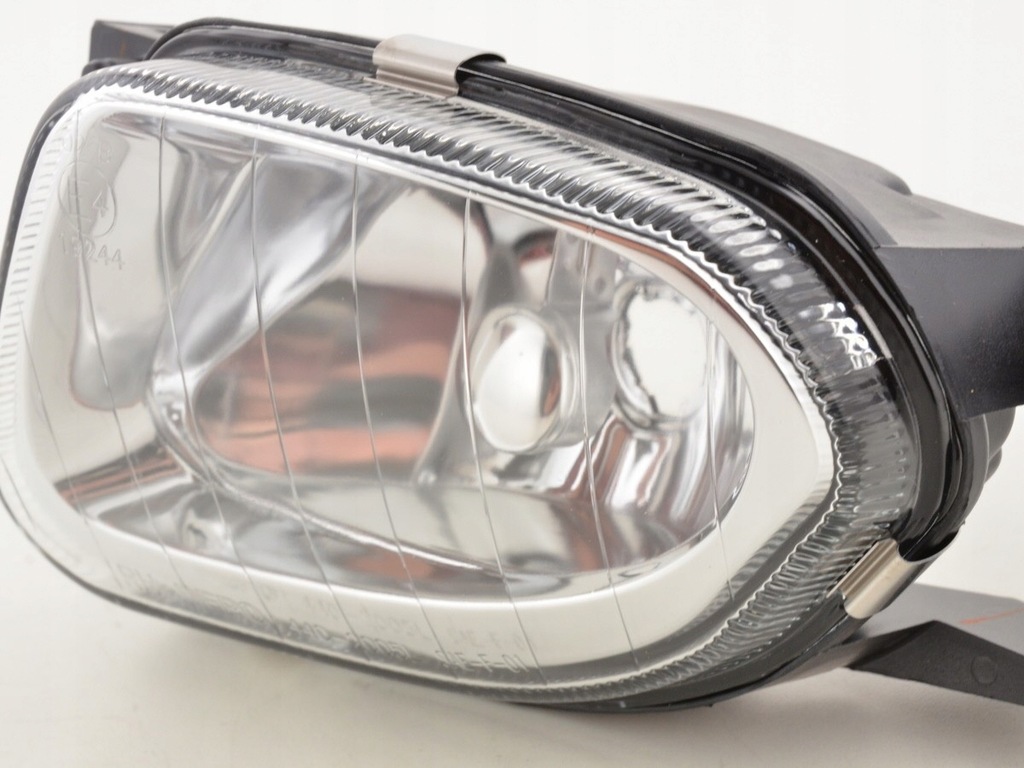 фото №3, Противотуманная фара левый mercedes-benz