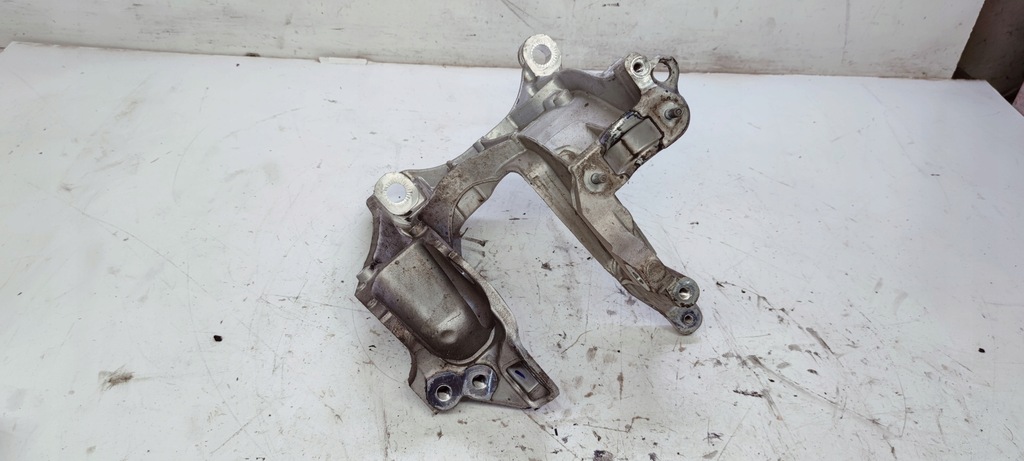 фото №6, Кронштейн двигателя кронштейн правый audi a6 c8 80a399296s