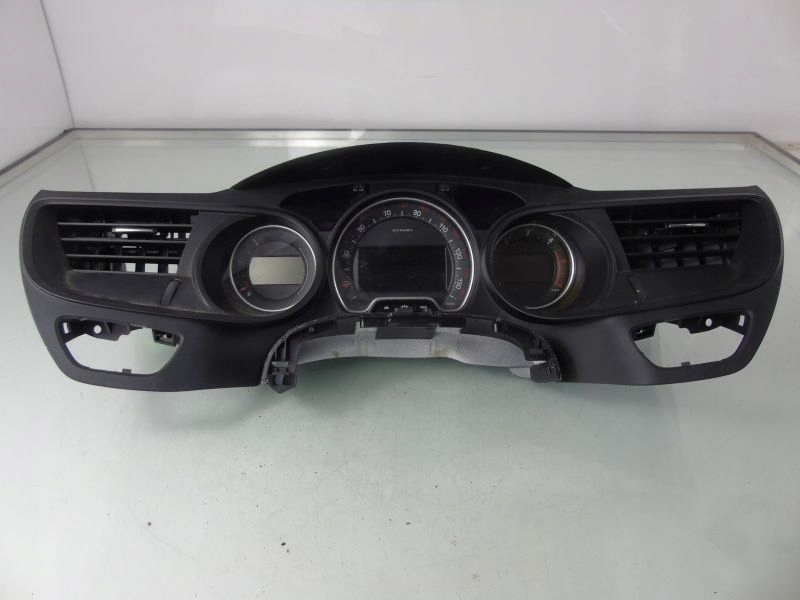 фото №1, Citroen c5 iii x7 счетчик приборы 2.0 hdi рамка