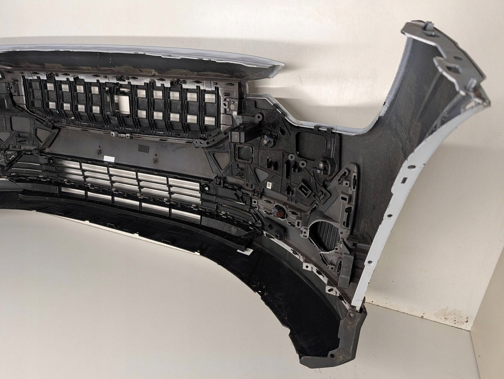 фото №13, Бампер перед polestar 2 2020-