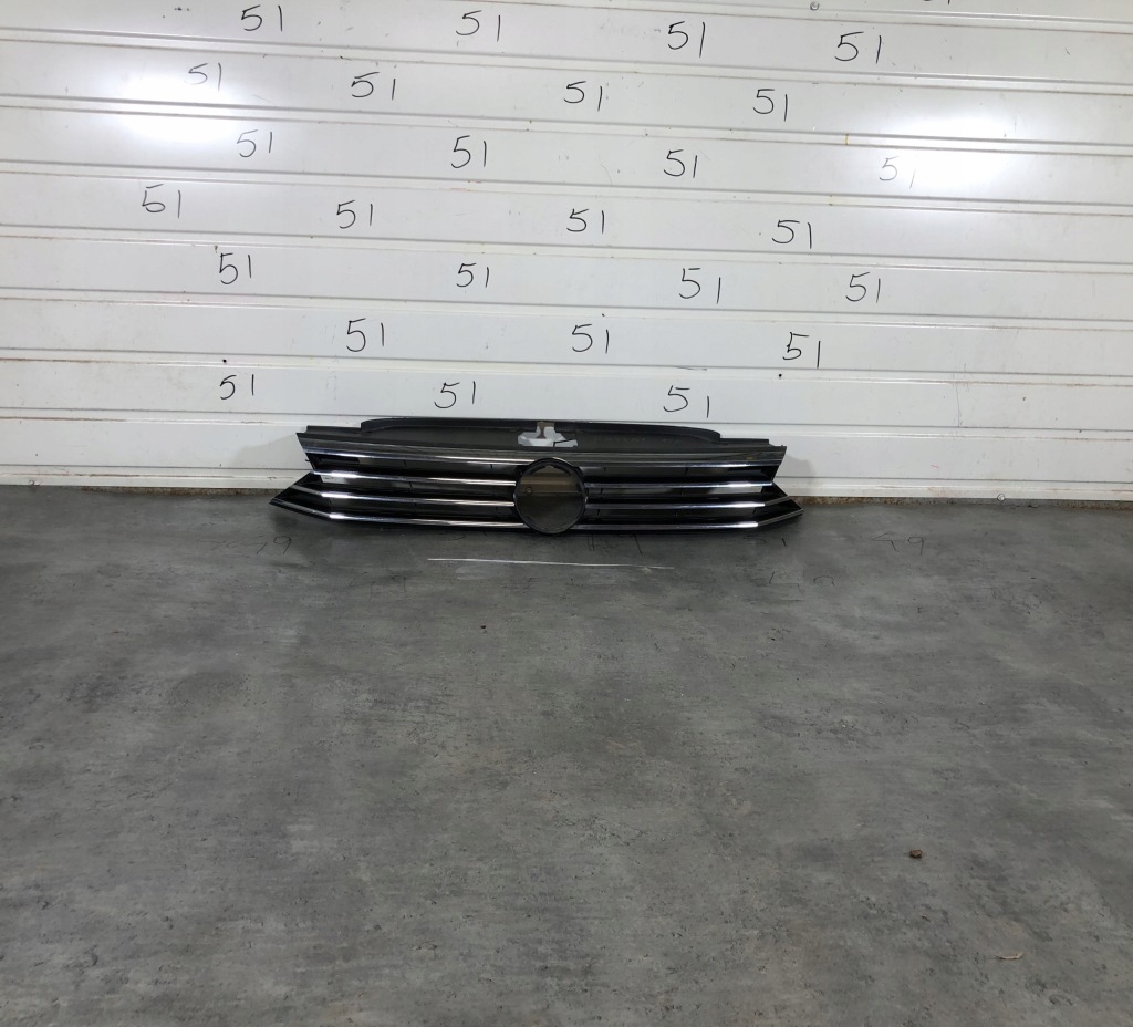 фото №1, Vw passat b8 2014- решётка радиатора решётка радиатора бампер перед передний 3g0853653