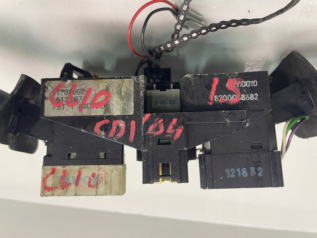 фото №5, Перемикач комбінований 61730002 renault