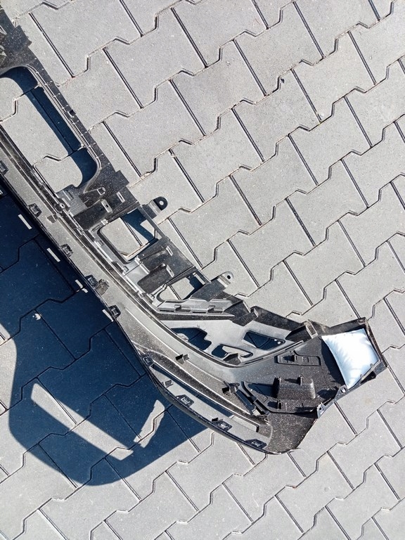 фото №10, Kia ev6 gt gt-line 2020- бампер задня накладка 86612-cv200