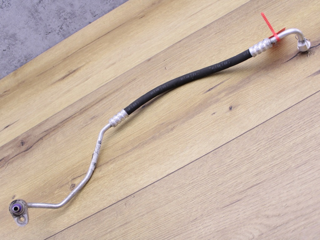 Купити Mercedes e-klasa w213 шланг трубка патрубок кондиціонера a2138305100