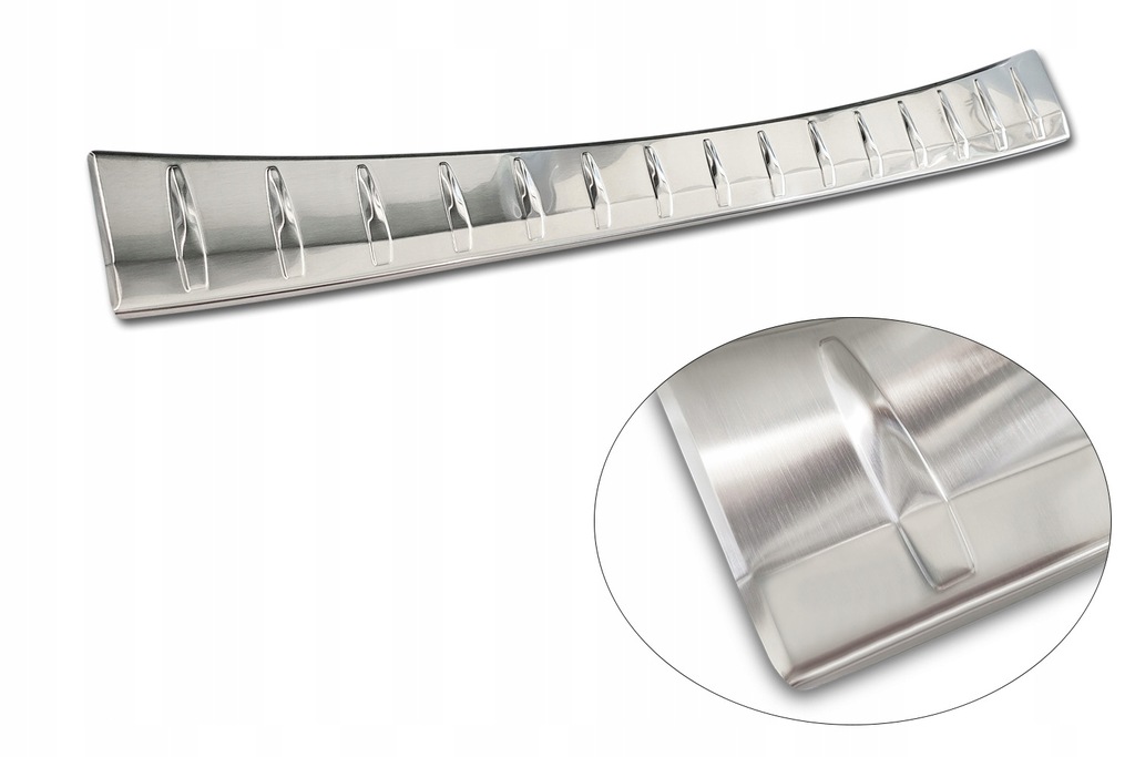 фото №8, Накладка молдинг na бампер mazda 2 hybrid zv 2022-