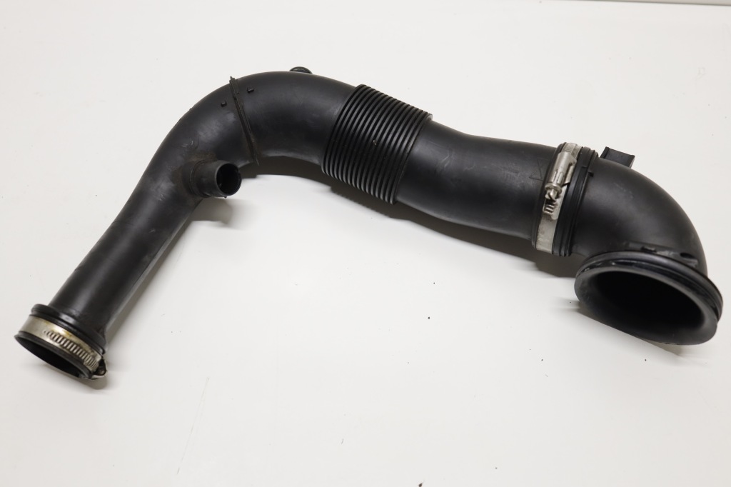 фото №1, Шланг воздуха porsche cayenne 7p5 129 533 a