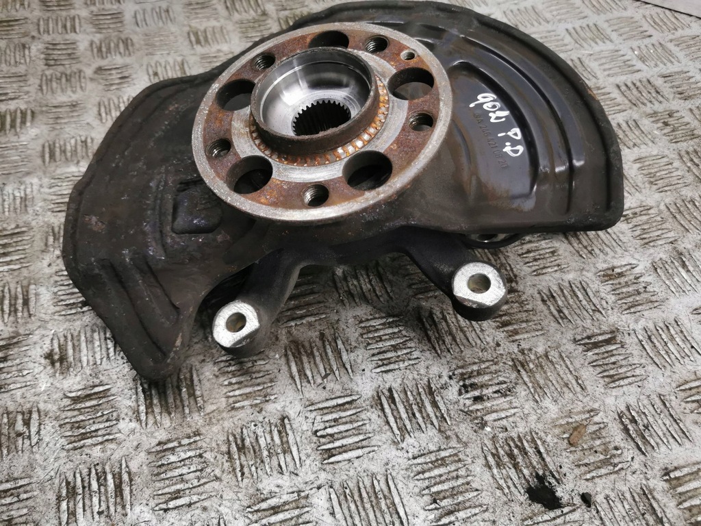 фото №8, Infiniti q30 2016 ступиця колеса передній