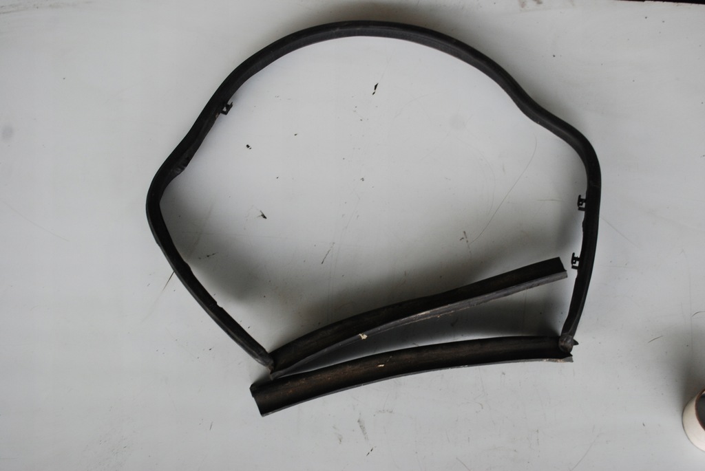 фото №1, Прокладка перегородка капот audi a8 d2