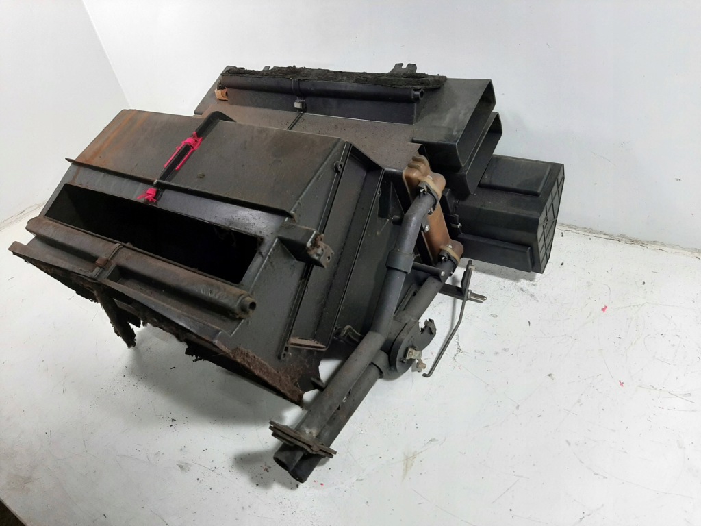 Man l2000 12.224 euro3 6871cm3 00r отопитель корпус 9246613117 с Разборки