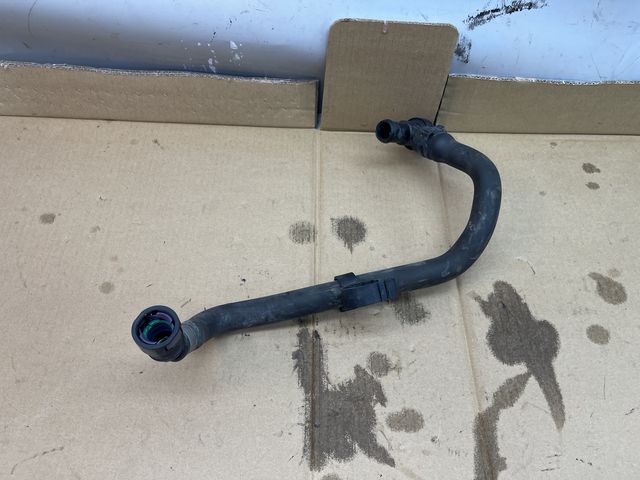 Volvo s90 t8 труба шланг радіатора 31474505 Оригінал