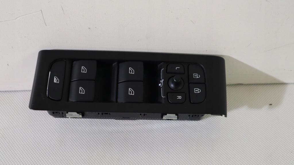 фото №1, Volvo xc40 перемикач панель вікон лівий перед