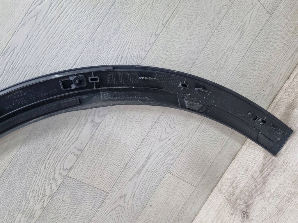 фото №9, Audi e-tron 2023 перед сторона левая накладки, накладки