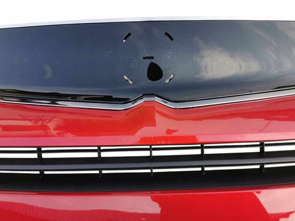 Бампер, решётка , решётка радиатора, решётка средняя opel mokka b 335. в Украине