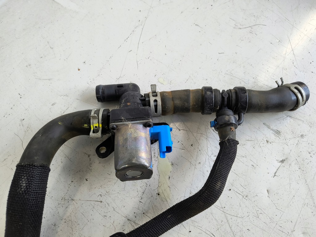 Twingo iii шланг патрубок води комплект 215019552r 217413937r Зі Шроту