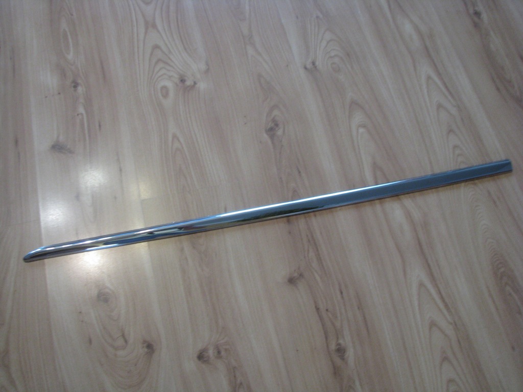 фото №1, Молдинг хром правий перед toyota corolla e21 18- hb