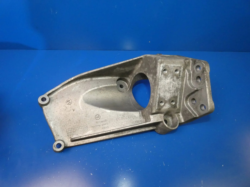 фото №1, Volvo xc90 ii xc60 v90 v60 ii 2.0 t8 кронштейн опора полуось