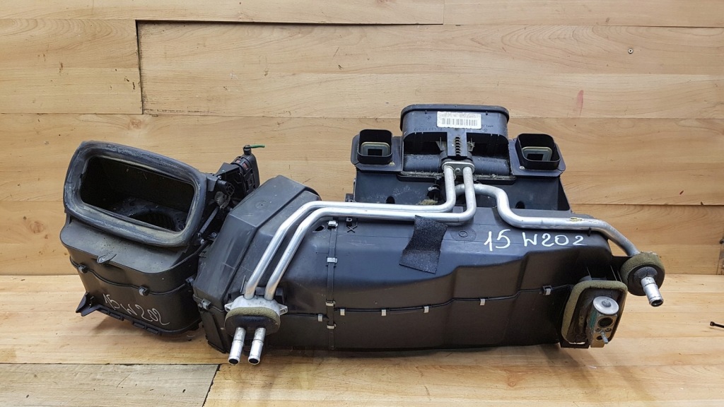 фото №1, Отопитель mercedes w202