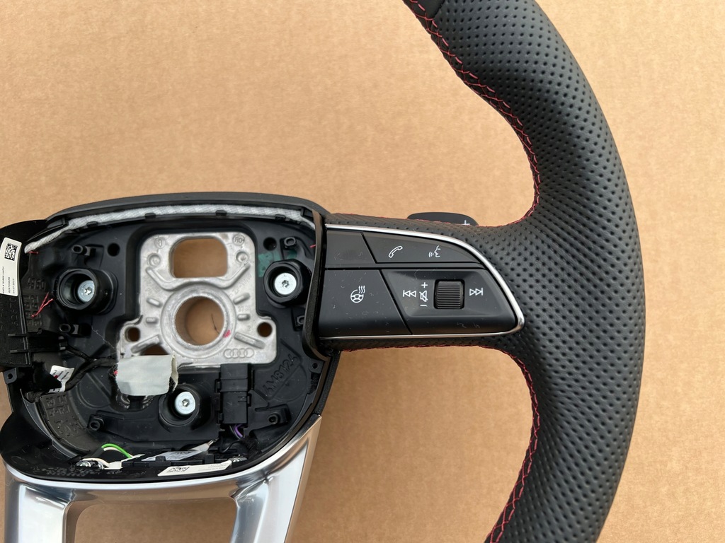 фото №8, Audi a4 a5 8w lift s-line повітропровід підігрівається czerwona nić 8w0419091gp