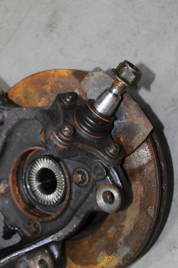 Mercedes w907 w910 sprinter подвеска правый  перед амортизатор поворотный кулак в Украине