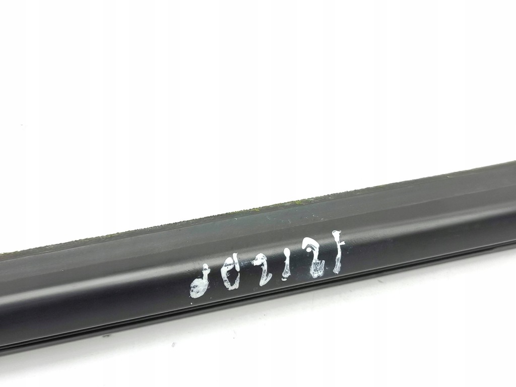 фото №13, Hyundai i20 bc3 bi3 2023 правая сторона накладки