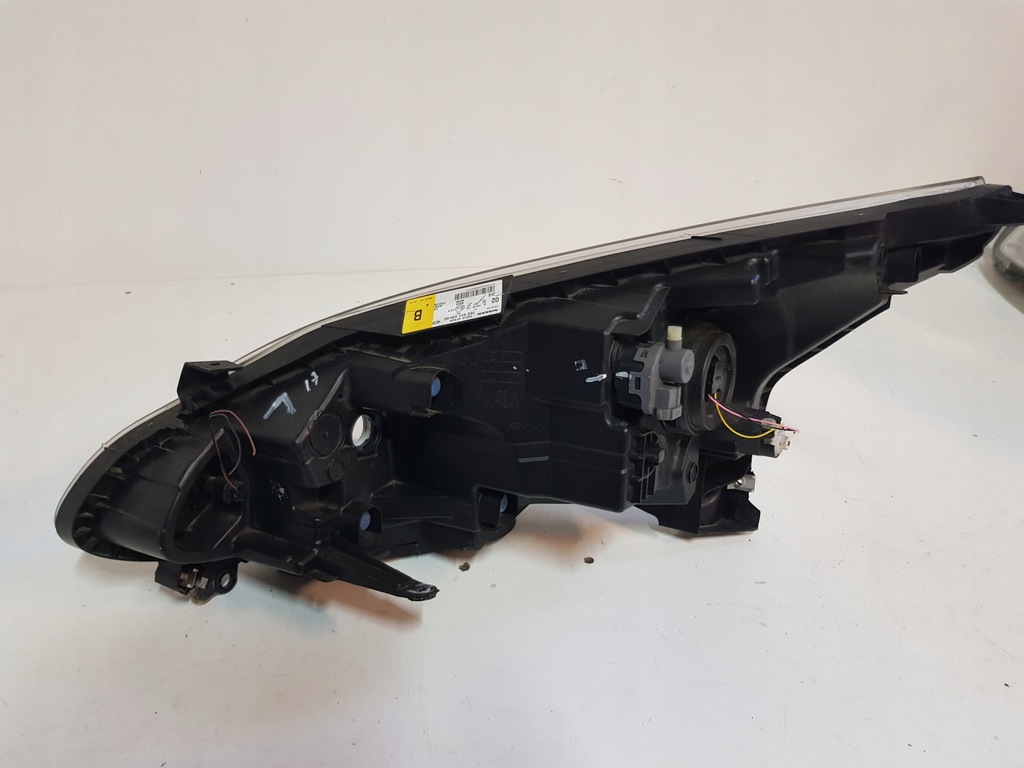 фото №8, Nissan nv200 13r+ левая правая лампа перед europa