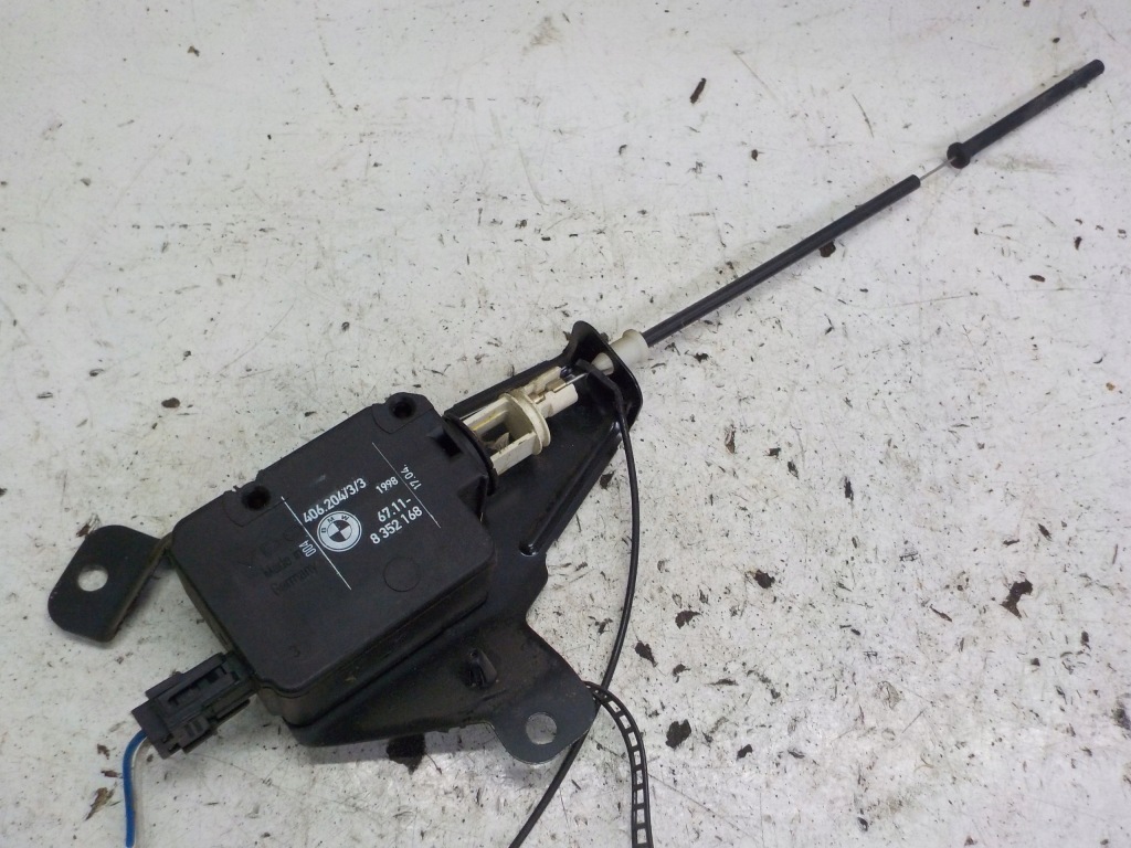 Купить Bmw e39 привод крышка топлива 8352168