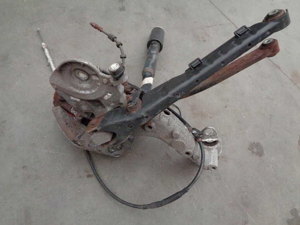 фото №9, Ступиця важіль важелі alfa romeo giulietta лівий задній