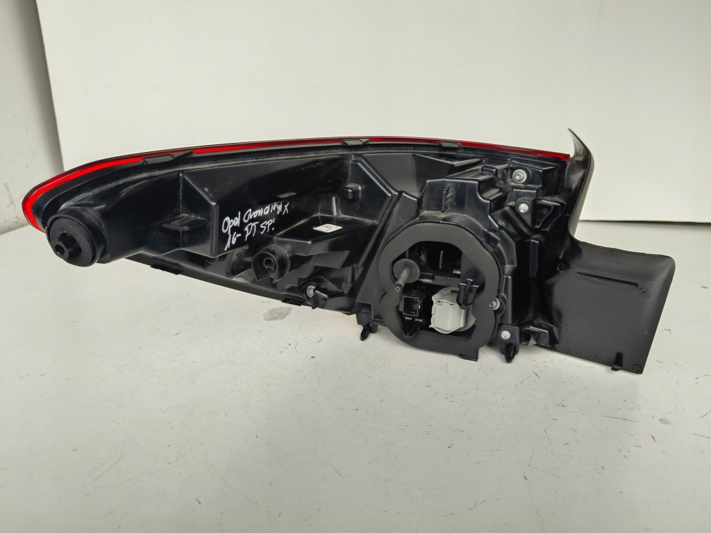 фото №4, Лампа правая задняя opel grandland x 16-