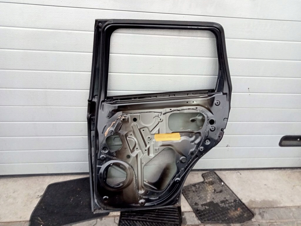 фото №13, Mitsubishi outlander iii lift - двері правий задня