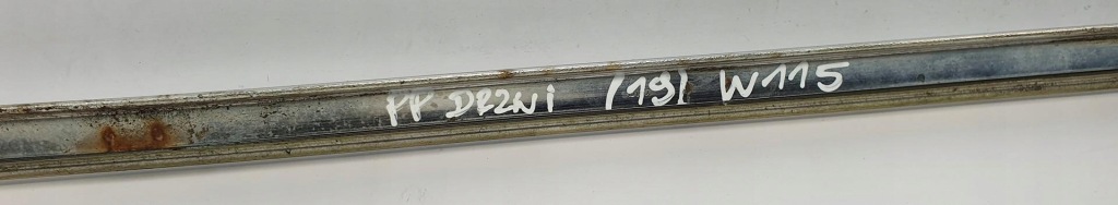 Молдинг декоративная дверь правый перед mercedes w115 w114 Недорого