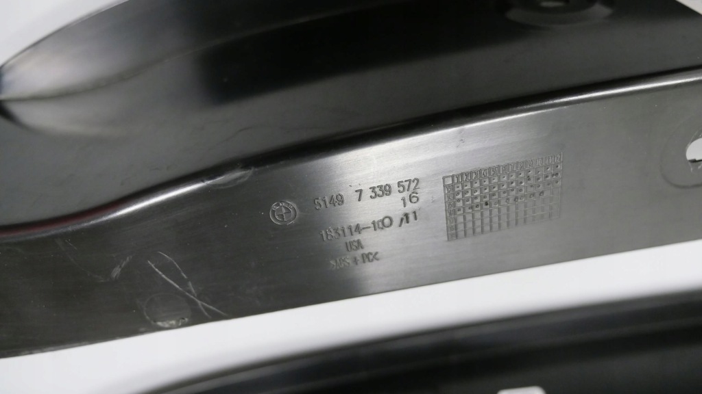 фото №11, Bmw x4 f26 защита жёлоб ниша крышки багажника правый задняя 7339572