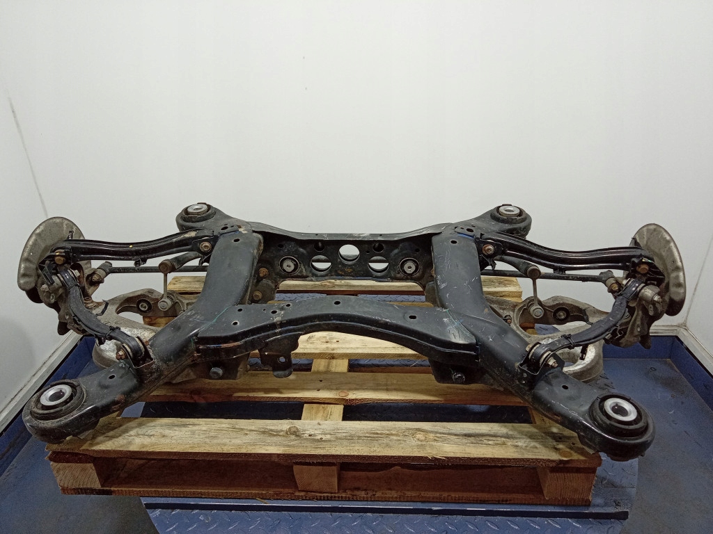 фото №1, Mercedes gls x166 подрамник балка подвеска задняя задняя