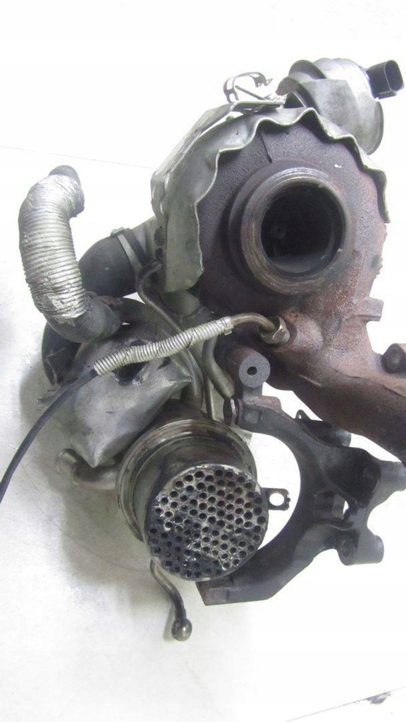 фото №5, Audi q3 8u 2.0 турбонагнетатель 04l253010h 14-