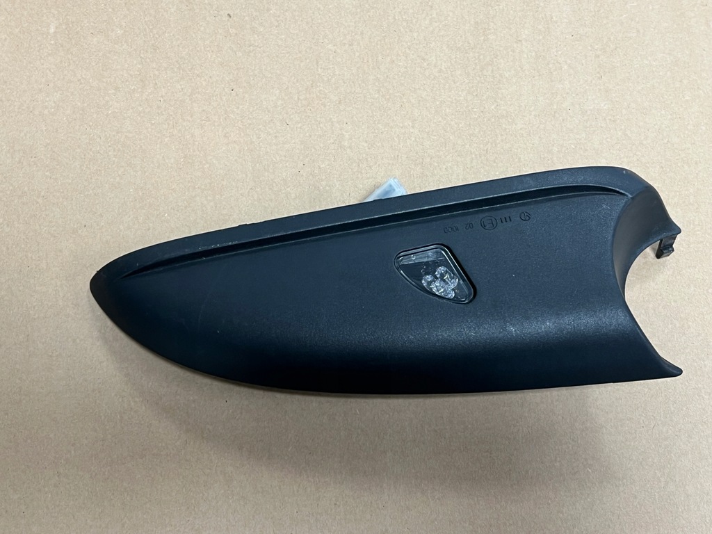 фото №1, Audi a4 b8 a5 8t корпус зеркало нижняя левая led