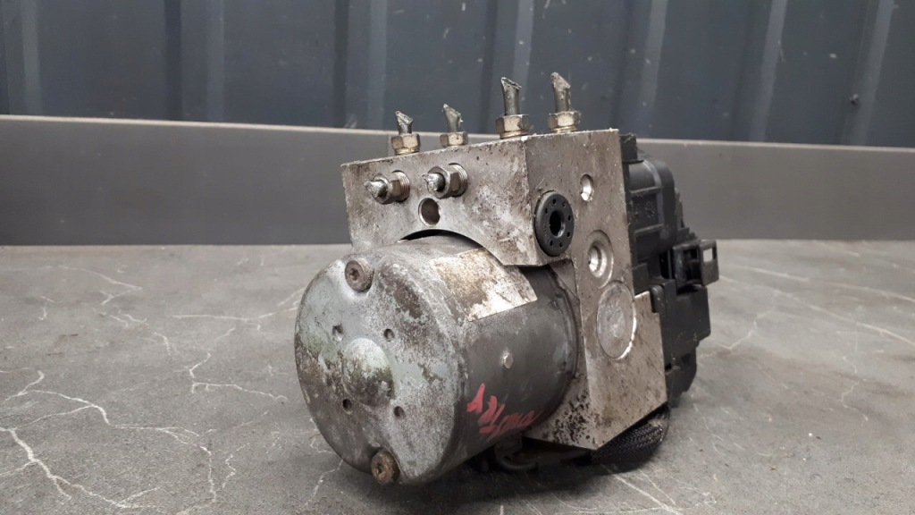 фото №1, 27531fc010 насос abs subaru forester 2.0