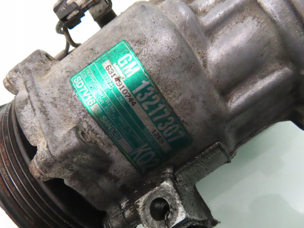 Компрессор кондиционера opel vectra c 1.8 13217307 Оригинал