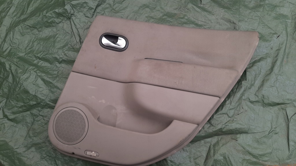 фото №2, Обшивка правий задня 8200213362 renault scenic ii 2